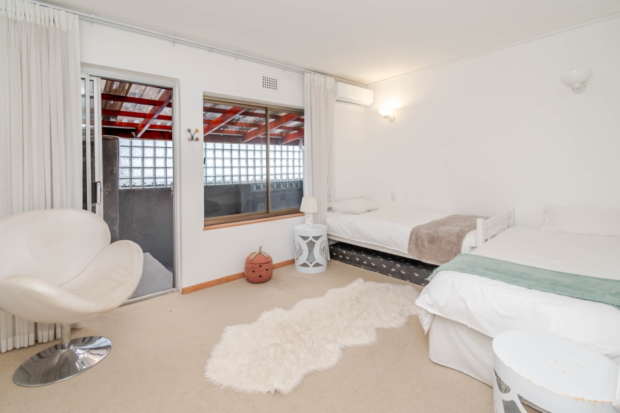 To Let 3 Bedroom Property for Rent in Tamboerskloof Western Cape